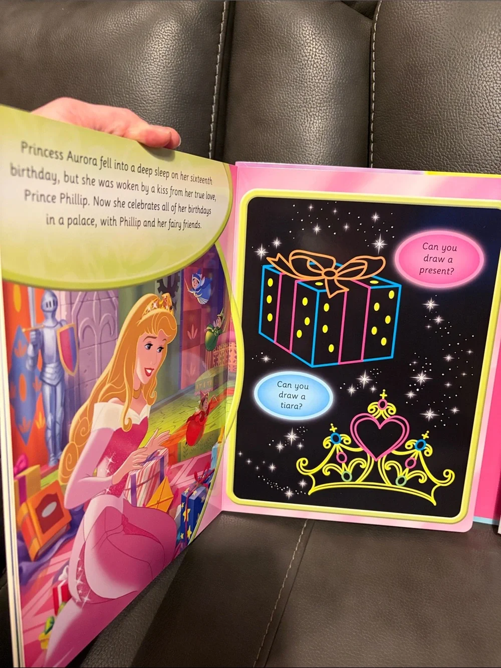 Disney Princess Read & Glow Light-Up Drawing Pad and Storybook